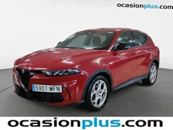 Rojo Usado 2023 Alfa Romeo Tonale Sprint SUV | 22.864 € (Precio justo)