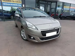 Gris Usado 2016 Peugeot 5008 Allure Monovolumen | 10.290 € (Buen precio)