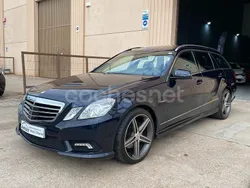 Azul Usado 2010 Mercedes E350 Avantgarde Familiar | 16.400 € (Precio justo)