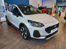 Blanco Usado 2023 Ford Fiesta Active Utilitario | 19.450 € (Un poco caro)