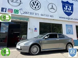 Marrón Usado 2005 Alfa Romeo GT Distinctive Coupe | 9900 €