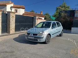 Gris / plata Usado 2005 Renault Clio II Berlina | 1990 € (Super precio)