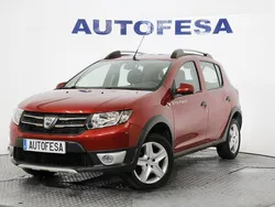 Granate Usado 2014 Dacia Sandero Stepway Utilitario | 7950 € (Precio justo)