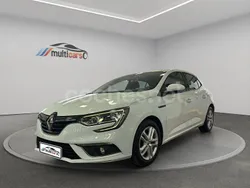 Blanco Usado 2020 Renault Mégane IV Business Berlina | 13.500 € (Precio justo)