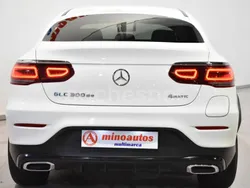 Blanco Usado 2022 Mercedes GLC300 AMG line Coupe | 49.890 € (Precio justo)