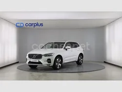Crystal white metalizado Usado 2023 Volvo XC60 Plus SUV | 48.990 € (Caro)