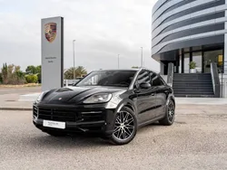Negro cromita metalizado Usado 2025 Porsche Cayenne SUV | 132.700 €