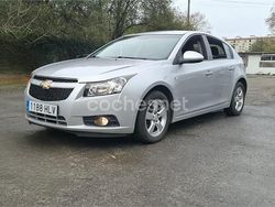 Gris / plata Usado 2012 Chevrolet Cruze LT Berlina | 5190 € (Precio justo)
