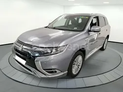 Gris Usado 2019 Mitsubishi Outlander P-HEV Edition SUV | 19.790 € (Precio justo)