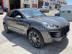 Gris / plata Usado 2014 Porsche Macan S SUV | 28.999 € (Caro)