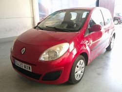 Rojo Usado 2008 Renault Twingo Authentique Utilitario | 2490 €