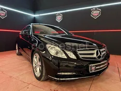 Negro Usado 2011 Mercedes E220 Elegance Coupe | 14.900 € (Precio justo)