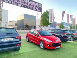 Rojo Usado 2012 Peugeot 207 Access Berlina | 3999 € (Un poco caro)