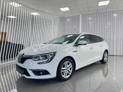Blanco Usado 2020 Renault Mégane GrandTour Business Familiar | 11.990 € (Precio justo)