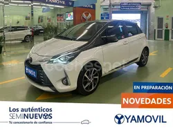 Blanco Usado 2019 Toyota Yaris Berlina | 13.350 € (Precio justo)