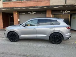 Plateado Usado 2018 VW Touareg R-line SUV | 40.990 € (Super precio)