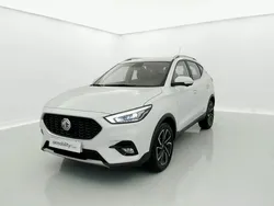 Dover blanco Usado 2023 MG ZS Luxury Berlina | 16.100 € (Precio justo)
