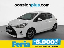 Blanco Usado 2015 Toyota Yaris Active Utilitario | 10.450 € (Precio justo)