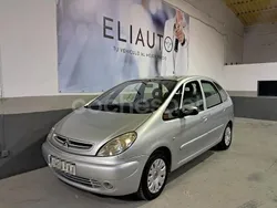 Gris / plata Usado 2007 Citroën Xsara Picasso Exclusive Monovolumen | 2890 € (Buen precio)