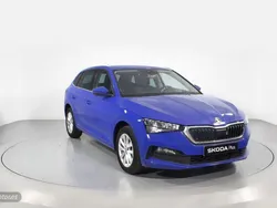 Azul Usado 2022 Skoda Scala Ambition Utilitario | 20.600 € (Un poco caro)