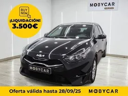 Negro Usado 2023 Kia Ceed Berlina | 16.378 € (Precio justo)