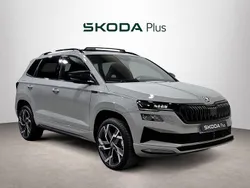Gris Nuevo 2025 Skoda Karoq SportLine SUV | 34.900 € (Precio justo)
