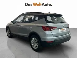 Gris plata Usado 2024 Seat Arona Style SUV | 18.990 € (Precio justo)