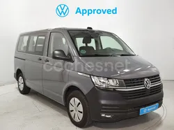 Gris / plata Usado 2024 VW Caravelle Monovolumen | 38.900 € (Precio justo)