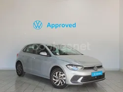 Gris / plata Usado 2024 VW Polo Life Berlina | 19.690 € (Precio justo)