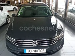 Gris / plata Usado 2020 VW Passat Business Berlina | 18.500 € (Precio justo)