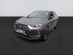 Gris / plata Usado 2021 DS Automobiles DS3 Crossback So Chic SUV | 15.999 € (Precio justo)