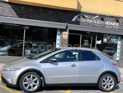 Gris / plata Usado 2008 Honda Civic Comfort Berlina | 9500 € (Un poco caro)