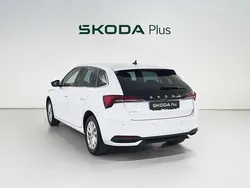 Blanco Usado 2024 Skoda Scala Selection Utilitario | 19.990 € (Un poco caro)