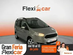 Beige Usado 2015 Ford Tourneo Courier Titanium Monovolumen | 10.090 € (Un poco caro)