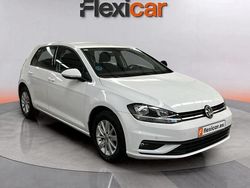 Blanco Usado 2019 VW Golf VII Advance Berlina | 14.490 € (Precio justo)