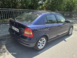 Azul Usado 2002 Opel Astra Edition Berlina | 1800 € (Buen precio)