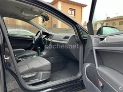 Negro Usado 2014 VW Golf VII Business Berlina | 10.900 € (Precio justo)