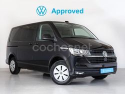 Negro Usado 2024 VW Caravelle Monovolumen | 40.900 € (Un poco caro)