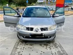 Usado 2006 Renault Mégane II Dynamique Berlina | 2150 € (Buen precio)