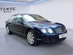 Azul Usado 2010 Bentley Continental Flying Spur Mulliner Berlina | 62.000 €