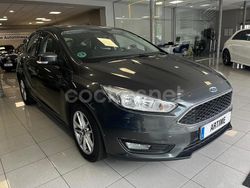 Gris / plata Usado 2017 Ford Focus Trend Berlina | 10.900 € (Un poco caro)