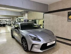 Gris / plata Usado 2024 Toyota GR86 Coupe | 37.600 € (Buen precio)