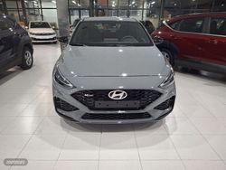 Gris Usado 2024 Hyundai i30 N Line Berlina | 27.000 €