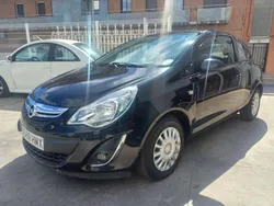 Negro Usado 2012 Opel Corsa Expression Utilitario | 5490 € (Precio justo)