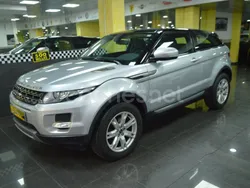 Gris / plata Usado 2012 Land Rover Range Rover evoque Pure SUV | 17.700 € (Un poco caro)