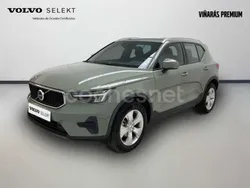 Verde Usado 2023 Volvo XC40 Core SUV | 30.100 € (Buen precio)