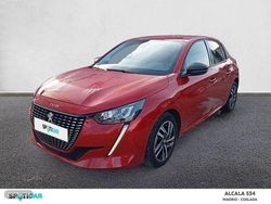 Rojo Usado 2022 Peugeot 208 Allure Utilitario | 13.990 € (Precio justo)