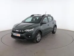 Gris Usado 2023 Dacia Sandero Expression Utilitario | 17.199 € (Precio justo)