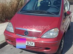 Rojo Usado 2002 Mercedes A170 Avantgarde Monovolumen | 2000 € (Precio justo)