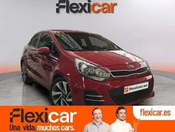 Granate Usado 2016 Kia Rio Berlina | 10.790 € (Un poco caro)